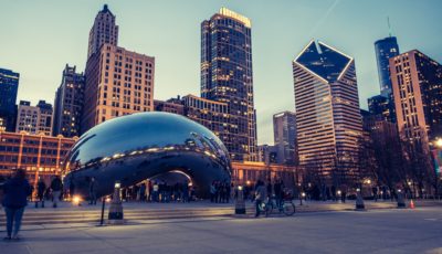 Cloud Gate public sculpture in Downtown Chicago